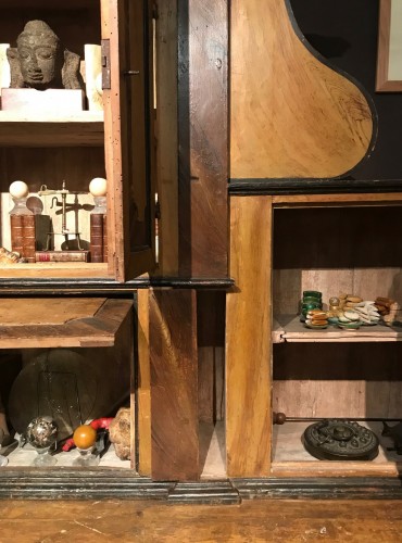 Mobilier Buffet - Meuble Crédence à deux corps en bois peint, talie 17e siècle