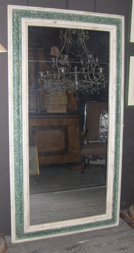 Large  painted wooden green and white faux marbre mirror, Italy 17th century - 