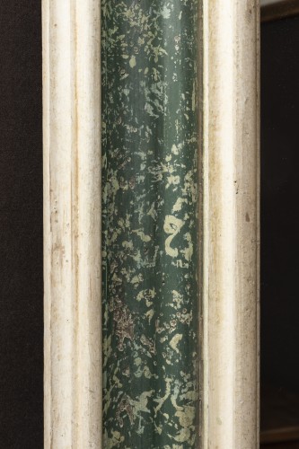 17th century - Large  painted wooden green and white faux marbre mirror, Italy 17th century