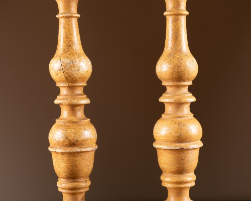 18th century - Pair of early 18th century wooden pique cierges