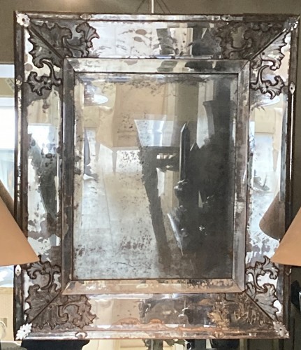 Miroir de forme rectangulaire début du XVIIIe siècle - Miroirs, Trumeaux Style 