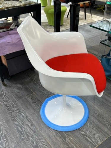 20th century - Knoll &amp; Eero Saarinen - Swivel armchair model &quot;Tulip&quot; created in 1956