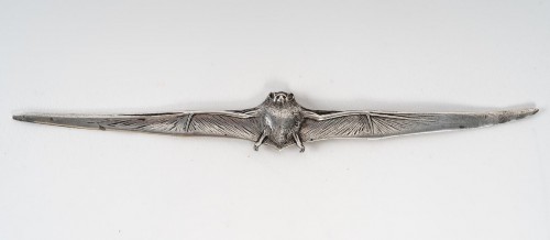 V.Sabatier : Sterling silver bat paper cutter - Antique Silver Style 