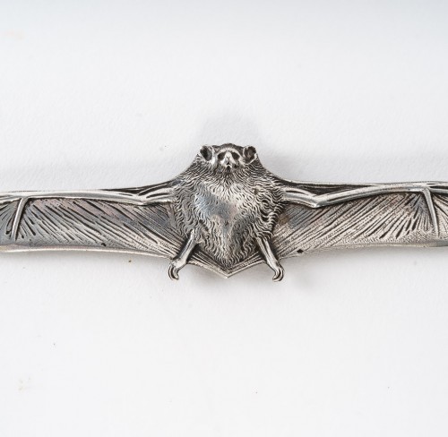 19th century - V.Sabatier : Sterling silver bat paper cutter