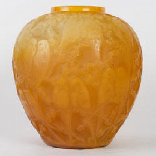 René Lalique, 1919 - Vase "Perruches » Butterscotch. - Art Déco