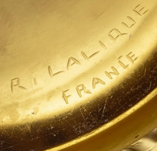René Lalique - Vase Bacchantes Teinté ambre jaune ,1927 - Verrerie, Cristallerie Style Art Déco