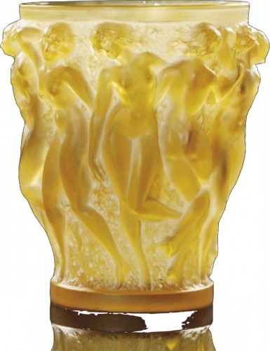 Verrerie, Cristallerie  - René Lalique - Vase Bacchantes Teinté ambre jaune ,1927