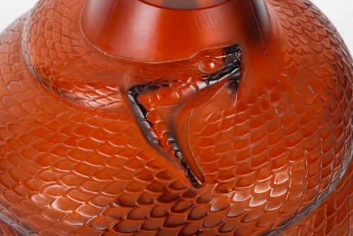 Verrerie, Cristallerie  - René Lalique - Vase Serpent teinté ambre 1924