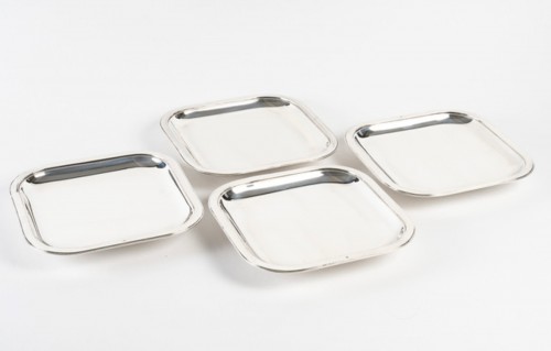 Jean E. Puiforcat  - Suite of four presentation dishes - silverware & tableware Style Art Déco