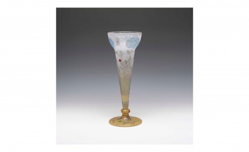 Glass & Crystal  - Daum - Vase hydrangeas and butterflies