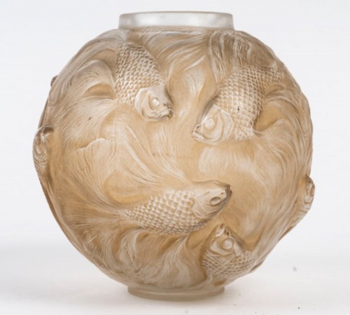 Glass & Crystal  - 1924 René Lalique - “Formose” Vase