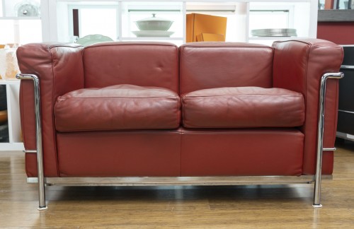 Antiquités - Canapé 2 places - Le Corbusier, Perriand, Jeanneret pour Cassina
