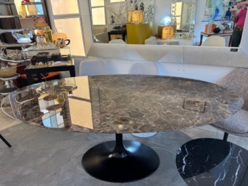 Knoll & Eero Saarinen - Table Tulip marbre  Emperador  - Mobilier Style 