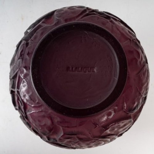 XXe siècle - René Lalique -  Vase "Monnaie du Pape" teinté améthyste -1914