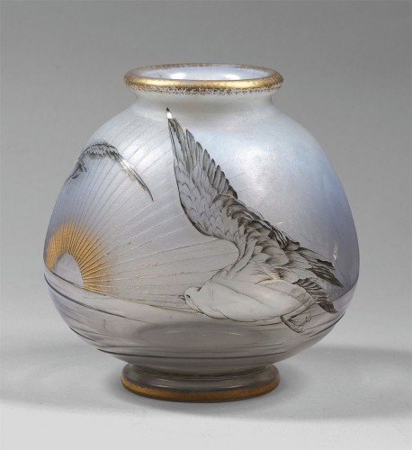 Glass & Crystal  - Daum - Vase "Mouettes"