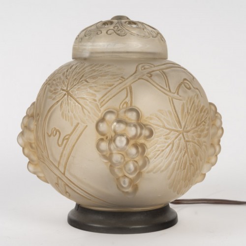 1921 René Lalique, Veilleuse-Brûle parfum « Raisins » - Alexia Say