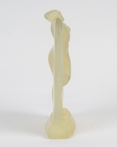 Antiquités - 1925 René Lalique - Statuette « Thaïs » en verre Butterscotch