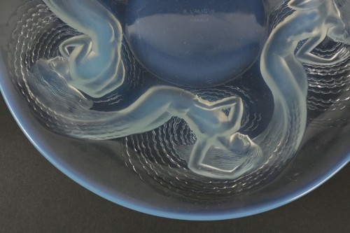 René Lalique (1860-1945) - Molded Opalescent glass &quot;Calypso&quot; bowl - Glass & Crystal Style 