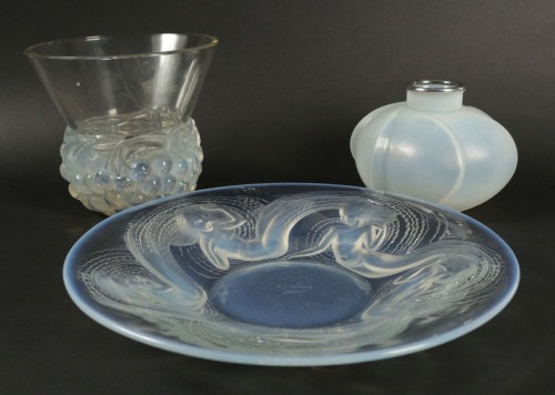 Antiquités - René Lalique (1860-1945) - Molded Opalescent glass &quot;Calypso&quot; bowl