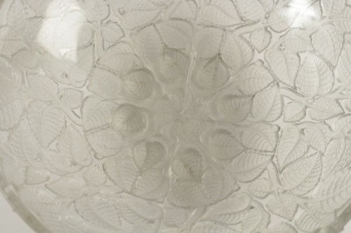 Antiquités - René Lalique (1860-1945) - Plafonnier vasque « Charmes »