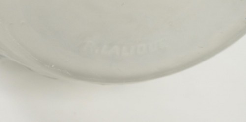 20th century - René Lalique - Frosted glass Vase &quot;Charmilles&quot;