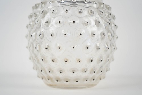Verrerie, Cristallerie  - René Lalique Vase " Cactus " Emaillé Noir