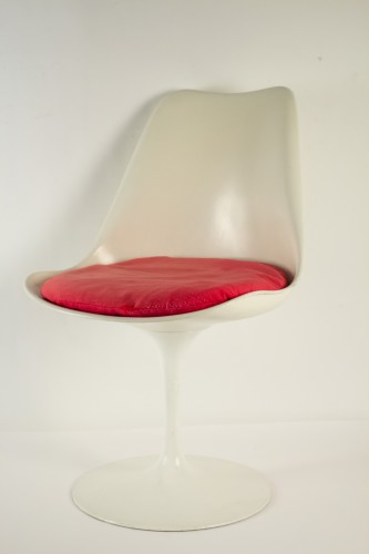 Eero SAARINEN (1910-1961) et Edition KNOLL Set of 7 Swiveling Tulip Chairs  - Seating Style 