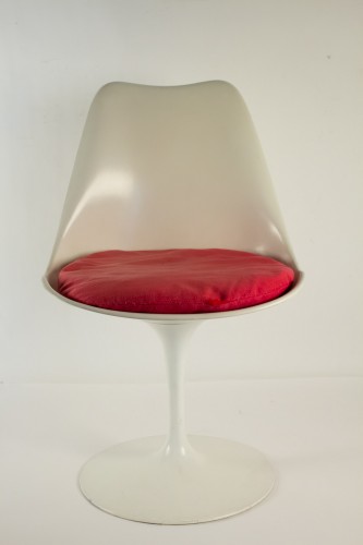 Eero SAARINEN (1910-1961) et Edition KNOLL Set of 7 Swiveling Tulip Chairs  - 