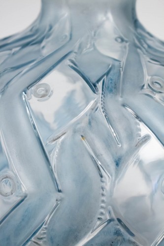 Glass & Crystal  - René Lalique Vase &quot;Penthièvre&quot;