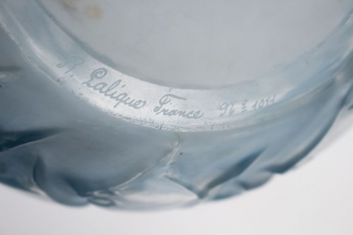 20th century - René Lalique Vase &quot;Penthièvre&quot;