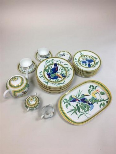  - Hermes Paris Service en porcelaine de Limoges "TOUCAN"