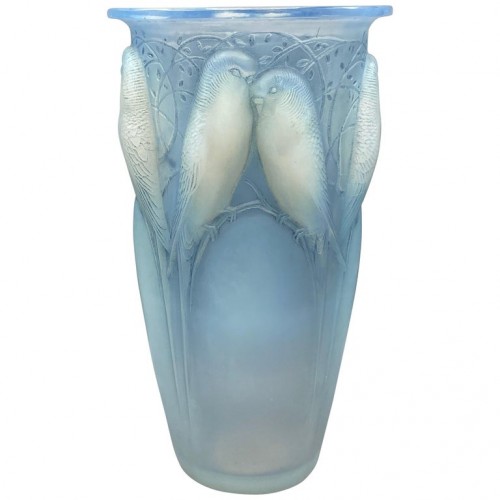 20th century - René Lalique - Opalescent Vase Ceylan