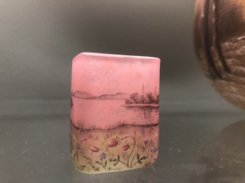 Verrerie, Cristallerie  - DAUM - Vase miniature quadrangulaire "Prairie"