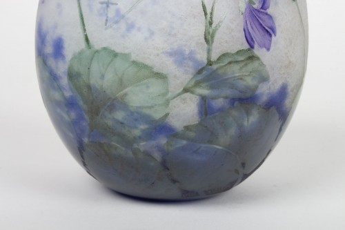 Verrerie, Cristallerie  - Daum Nancy - Vase œuf Violettes