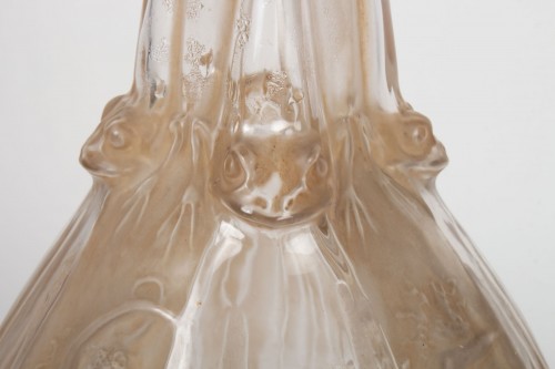 20th century - René Lalique : Carafe &quot;Sirènes et Grenouilles&quot;