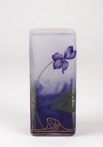 20th century - Daum Nancy - Enamelled Vase &quot;Violets&quot;