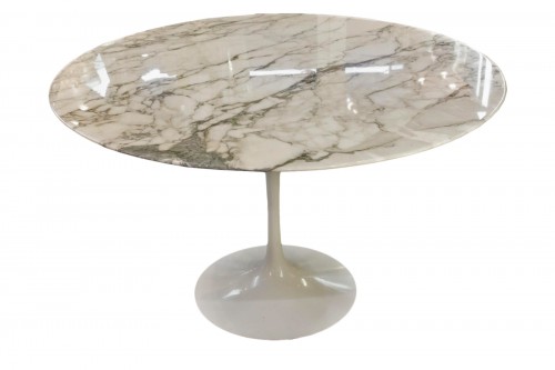 Knoll & Eero Saarinen -- Table  Tulip marbre Calacatta