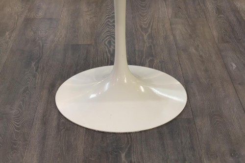 Mobilier Table & Guéridon - Knoll & Eero Saarinen -- Table  Tulip marbre Calacatta
