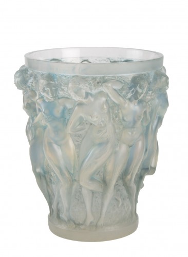 René Lalique (1860-1945)  - Vase «Bacchantes» Opalescent