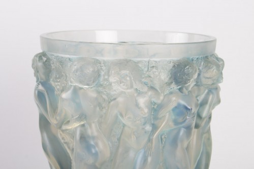 René Lalique (1860-1945)  -  “Bacchantes” Opalescent Vase - Glass & Crystal Style 