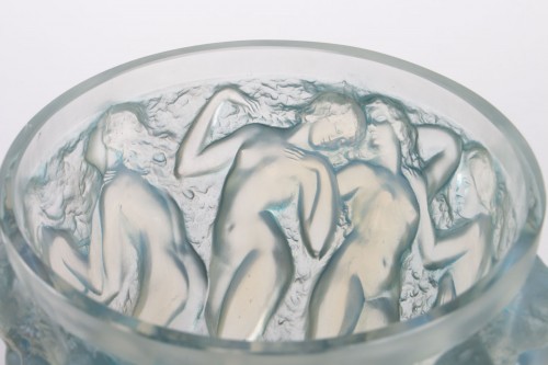 20th century - René Lalique (1860-1945)  -  “Bacchantes” Opalescent Vase