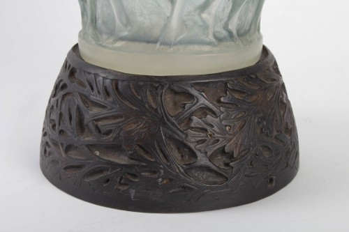 Antiquités - René Lalique (1860-1945)  - Vase «Bacchantes» Opalescent