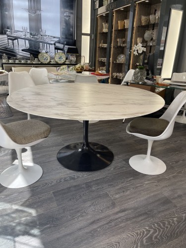Eero Saarinen for Knoll - Saarinen table in Calacatta Oro matt varnished mar - 