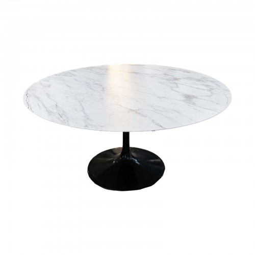 Knoll International et Eero Saarinen - Table à manger à plateau circulaire en marbre