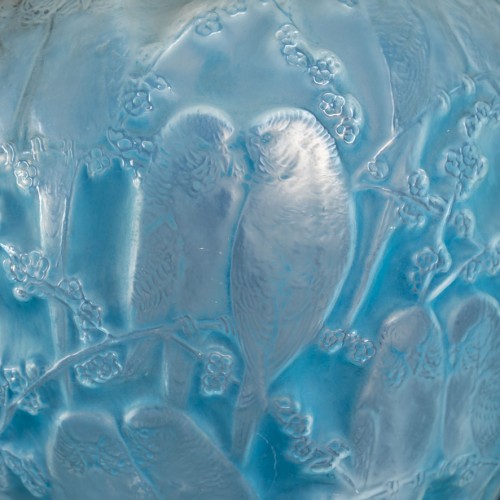 Antiquités - René Lalique 1919 - Parakeets Vase