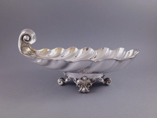 Pair Of Shell bowls In Sterling Silver - 