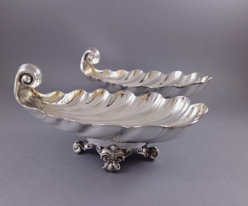 Antiquités - Pair Of Shell bowls In Sterling Silver