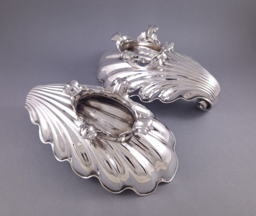 Antiquités - Pair Of Shell bowls In Sterling Silver