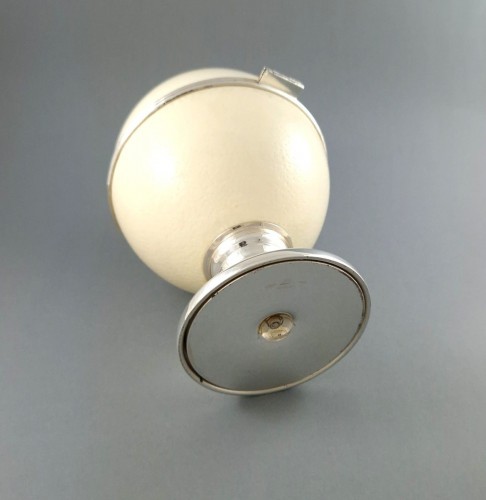 Antiquités - Ostrich Egg And Sterling Silver Box