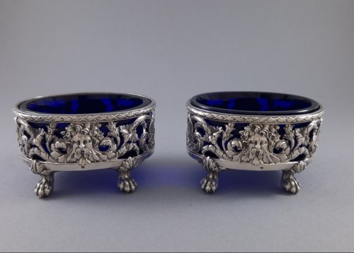 18th century - 18th-century Sterling Silver Salt Cellars